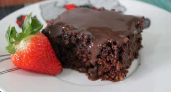 BOLO DE CHOCOLATE SEM FARINHA