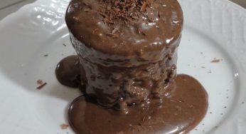 BOLO DE CANECA FOFINHO