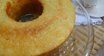 BOLO DE CHOCOLATE BRANCO